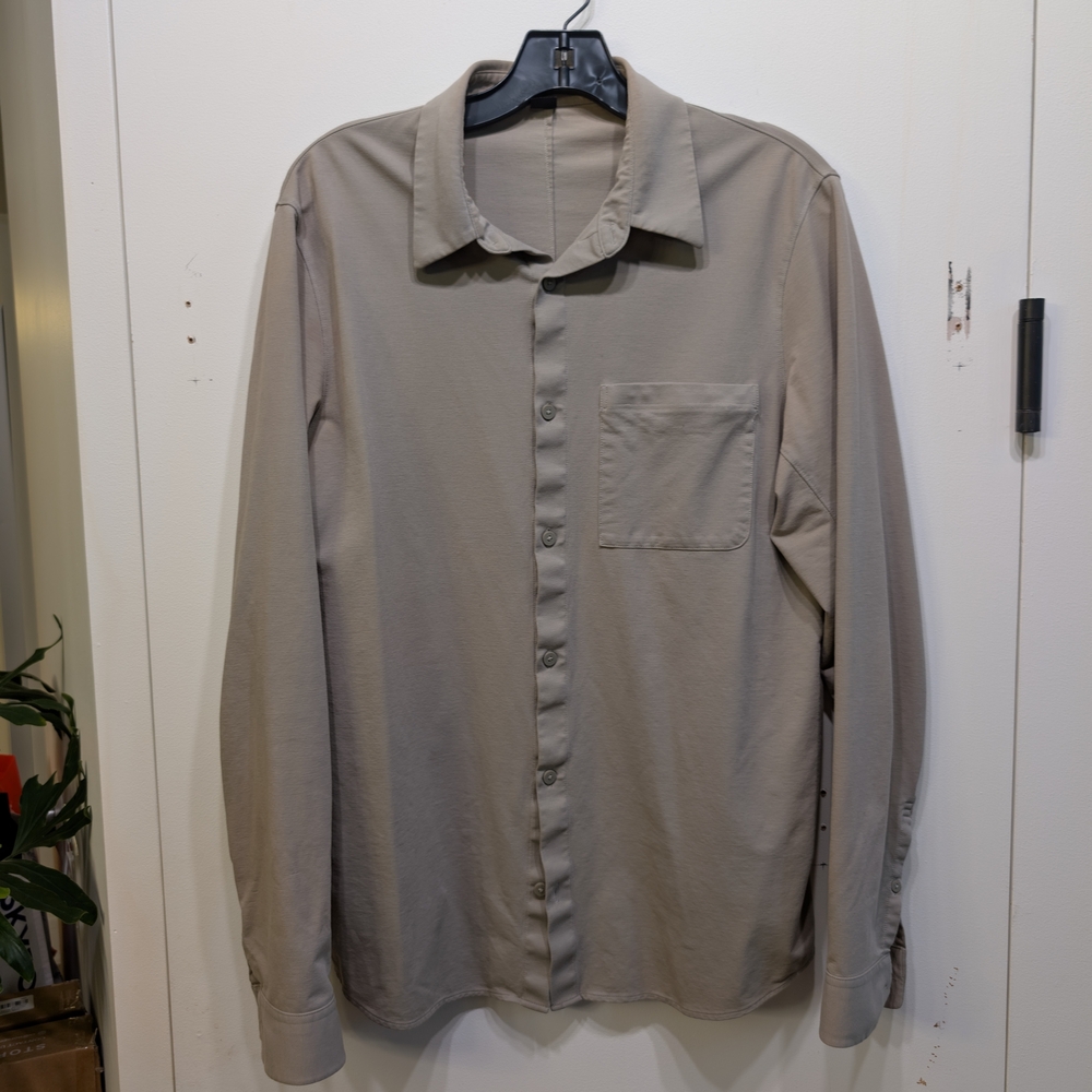 lululemon Men's Commission Long Sleeve Shirt Beige - Large